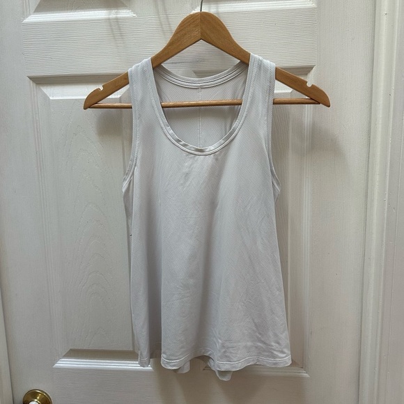 Lululemon White Sleeveless Women's tank top 6 - Picture 1 of 6
